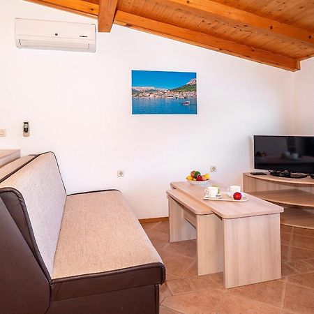 Apartments Kricin II Baska  Ngoại thất bức ảnh